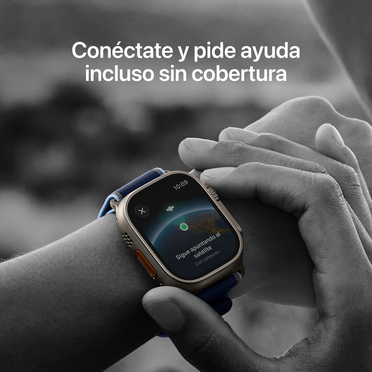 Apple_Watch_Ultra_3_49mm_LTE_Black_Titanium_Alpine_Loop_Black_PDP_Image_Position_4__ESES