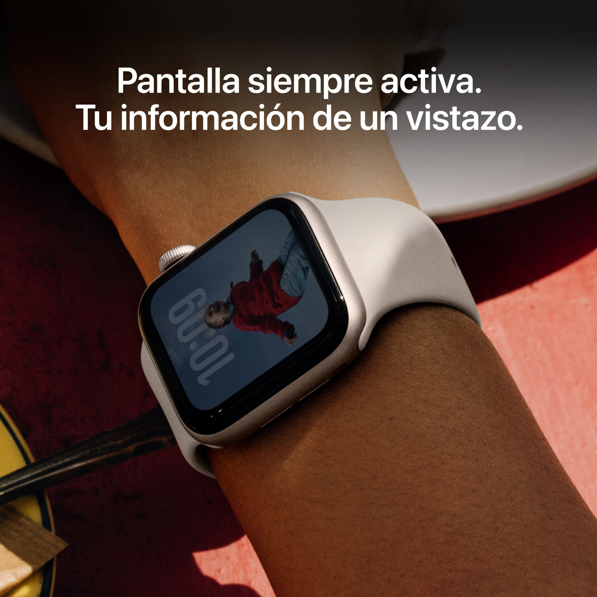 Apple_Watch_SE_3_44mm_GPS_Starlight_Aluminum_Sport_Band_Starlight_PDP_Image_Position_5__ESES