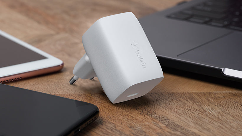 Adaptador 60W USB-C con carga rápida de Belkin - Macnificos